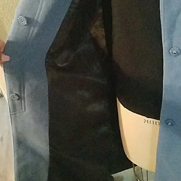 Canarry Blue coat - Picture 4 of 8